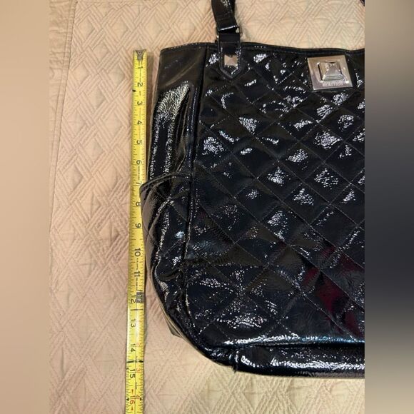 Kenneth Cole Reaction purse - Picture 7 of 7